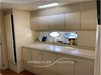 Pershing 54
