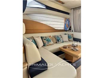Azimut 43 Fly