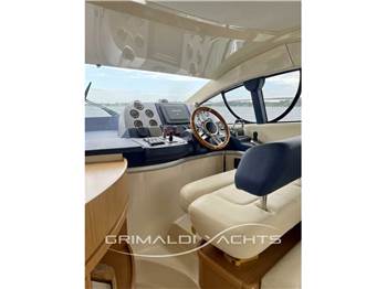Azimut 43 Fly