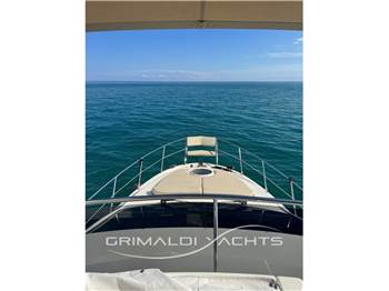Azimut 43 Fly