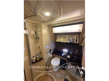 Azimut 58 Fly