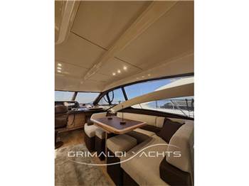 Azimut 58 Fly