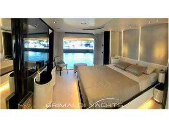 Azimut Grande 27 metri