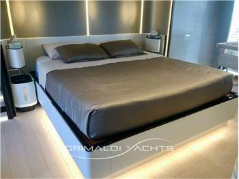 Azimut Grande 27 metri