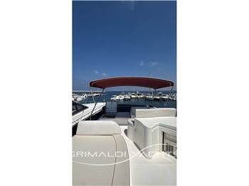 Ferretti 620