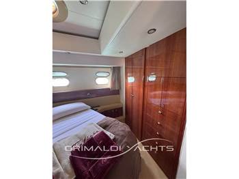Ferretti 620