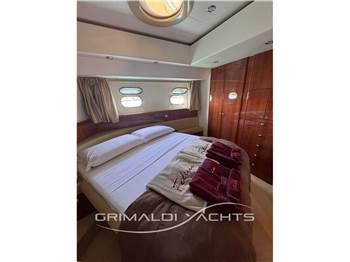 Ferretti 620