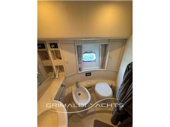 Ferretti 620