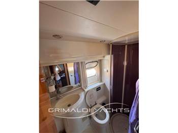 Ferretti 620