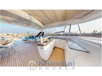 Ptrincess Yacht M30