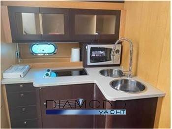 AIRON MARINE 4300 T-TOP