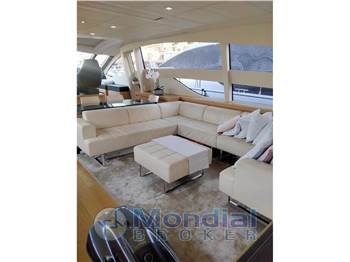 Pershing 80