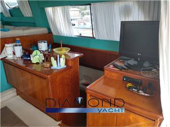 COMAR YACHT CLANSHIP 52 FLY