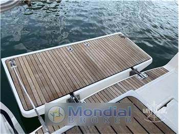 Bavaria Yacht 32 Cruiser Natante