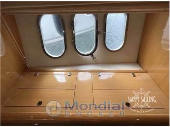 Absolute Yacht 47 Hard Top