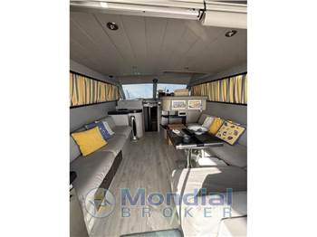 Ferretti Yachts Altura 39