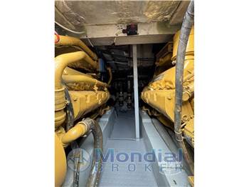 Ferretti Yachts Altura 39