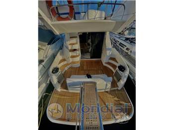 Azimut 42