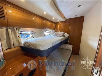 Princess Yachts V 65 HT