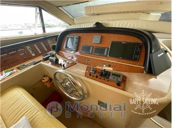 Ferretti Yachts FERRETTI 590