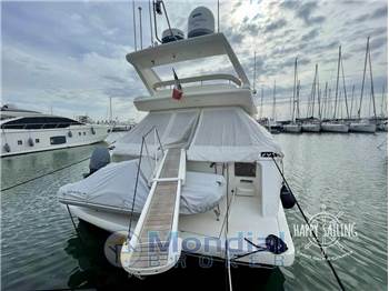Ferretti Yachts FERRETTI 590