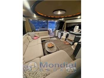 Ferretti Yachts FERRETTI 680 fly