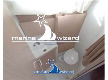 Beneteau Oceanis 38.1 rollbar