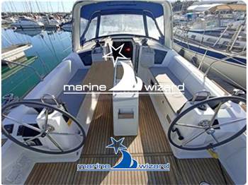Beneteau Oceanis 38.1 rollbar