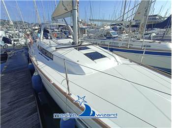 Beneteau Oceanis 38.1 rollbar