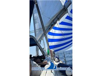 Beneteau Oceanis 38.1 rollbar
