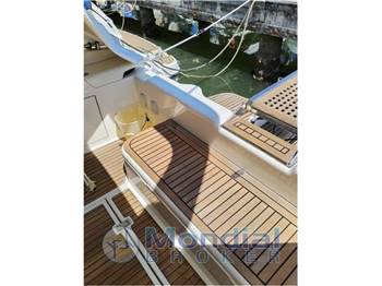AZIMUT AZ 40 Fly