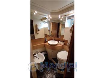 AB YACHTS AB 68