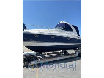 CRUISERS YACHT 300 EXPRESS