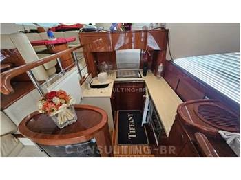 Fairline Squadron 58