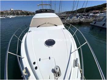 Azimut 42 fly