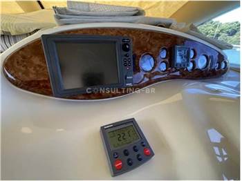 Azimut 42 fly