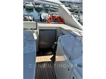 Galeon 530 fly