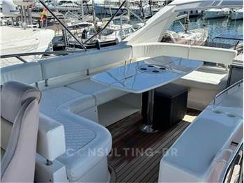 Galeon 530 fly