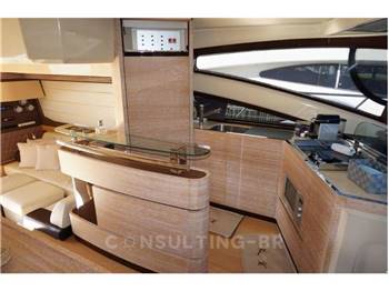 Azimut 53 Fly