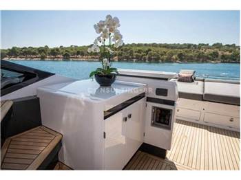Azimut S7