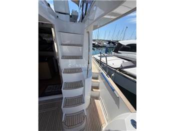 Azimut Magellano 43