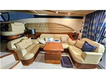 Azimut 50 fly