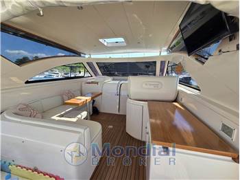 CANTIERI NAVALI DEL TIRRENO CAYMAN 38 WA HARD TOP