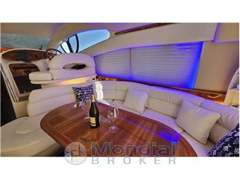 AZIMUT 42 FLY