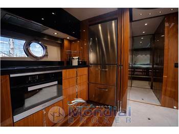 Sunseeker 68 SPORT YACHT
