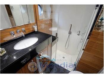 Sunseeker 68 SPORT YACHT