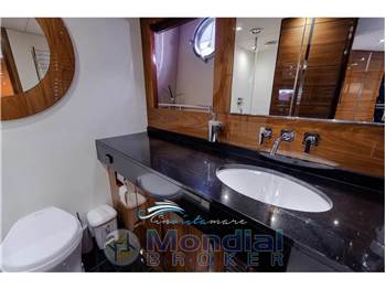 Sunseeker 68 SPORT YACHT