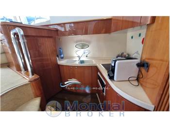 Azimut 42  FLY
