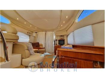 Azimut 42  FLY
