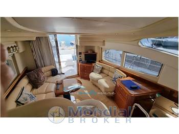 Azimut 42  FLY